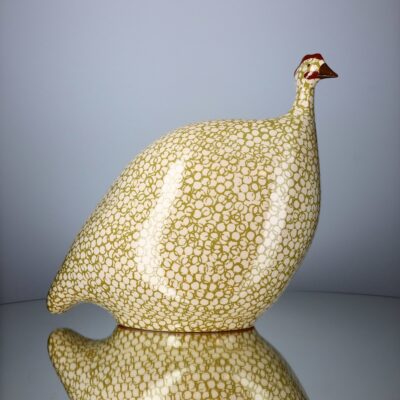 WHITE SPOTTED GREEN LEAF GUINEA FOWL-MED