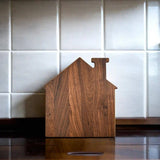 House_Shaped_Acacia_Wood_Board_Jimmy_Delaurentis_1