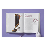 Shoes A–Z. The Collection of The Museum at FIT (German, French, English) (FFE)