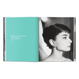 Bob Willoughby. Audrey Hepburn. Photographs 1953–1966 (German, French, English)