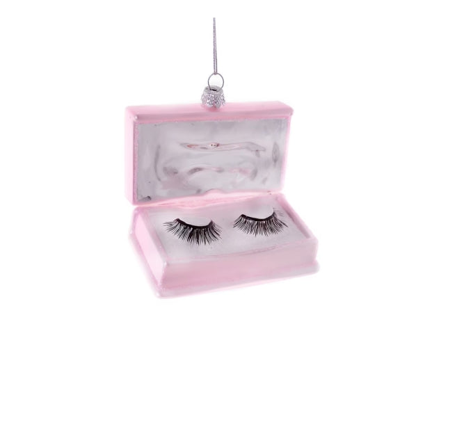 FAKE EYELASHES