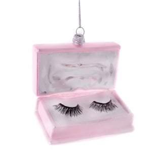 FAKE EYELASHES